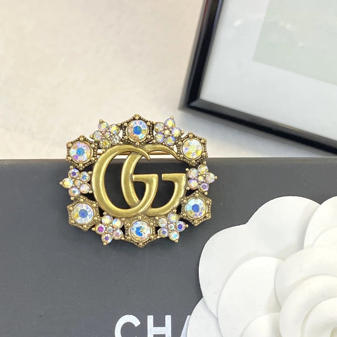 Gucci Brooch — photo 7