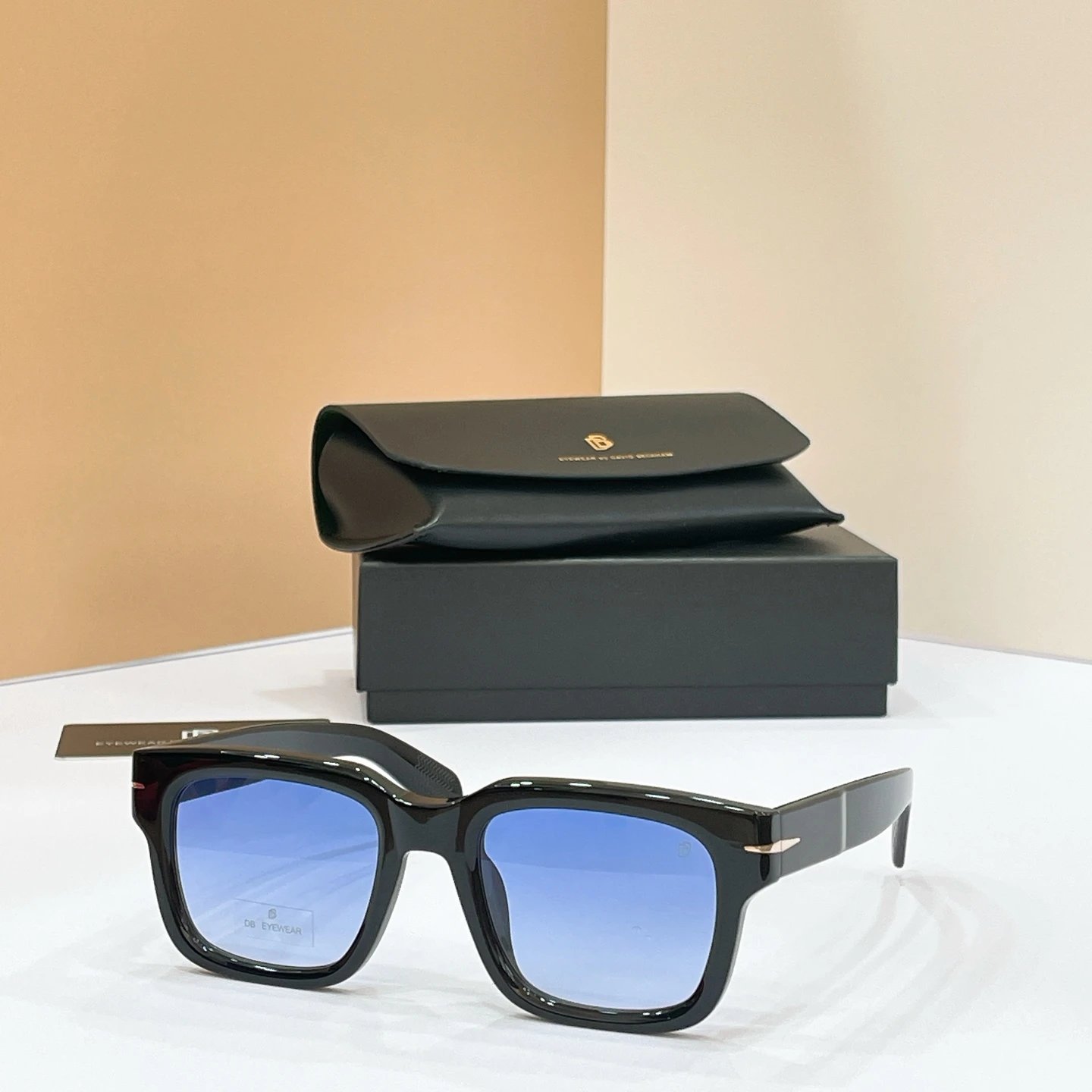 David Beckham DB 7100S Sunglasses 52-21-145 Ver.B — Photo 7