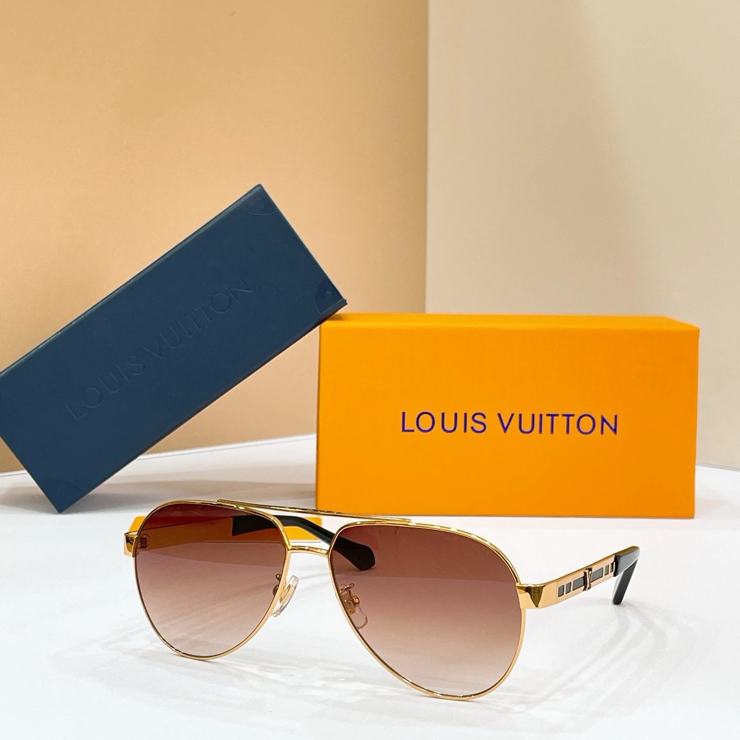 Louis Vuitton Z2106U Sunglasses 60-14-145 — QC
