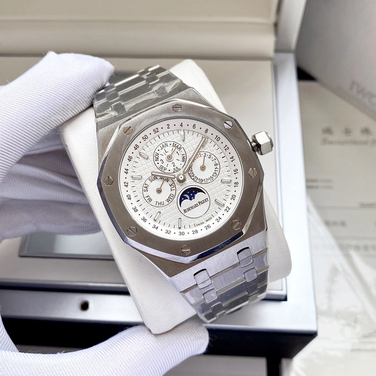 Audemars Piguet Royal Oak Automatic Watch 41mm Ver.A — photo 2