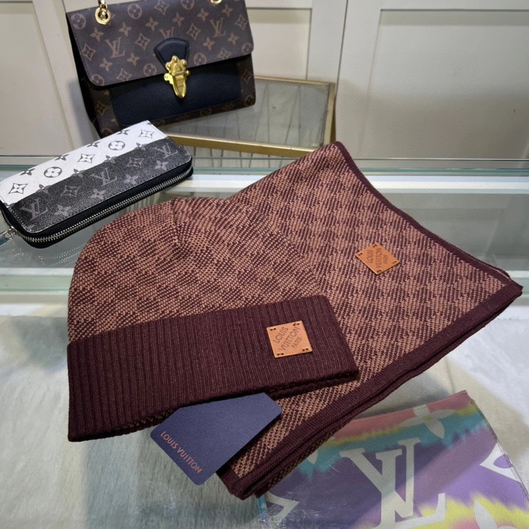 Louis Vuitton Wool Scarf & Hat Set Ver.A — Photo 2