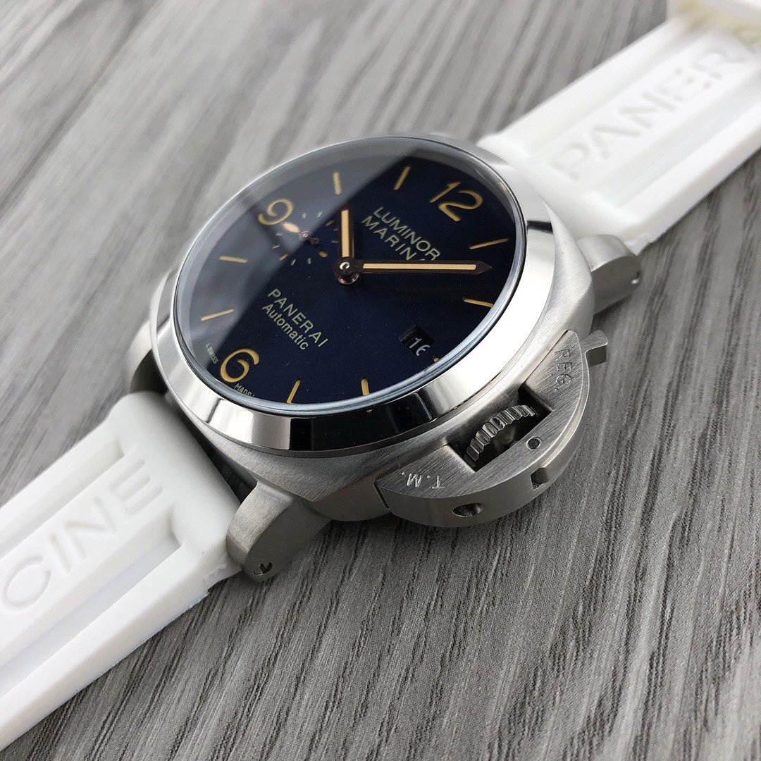 Panerai Luminor Automatic Watch 44mm Ver.D — QC