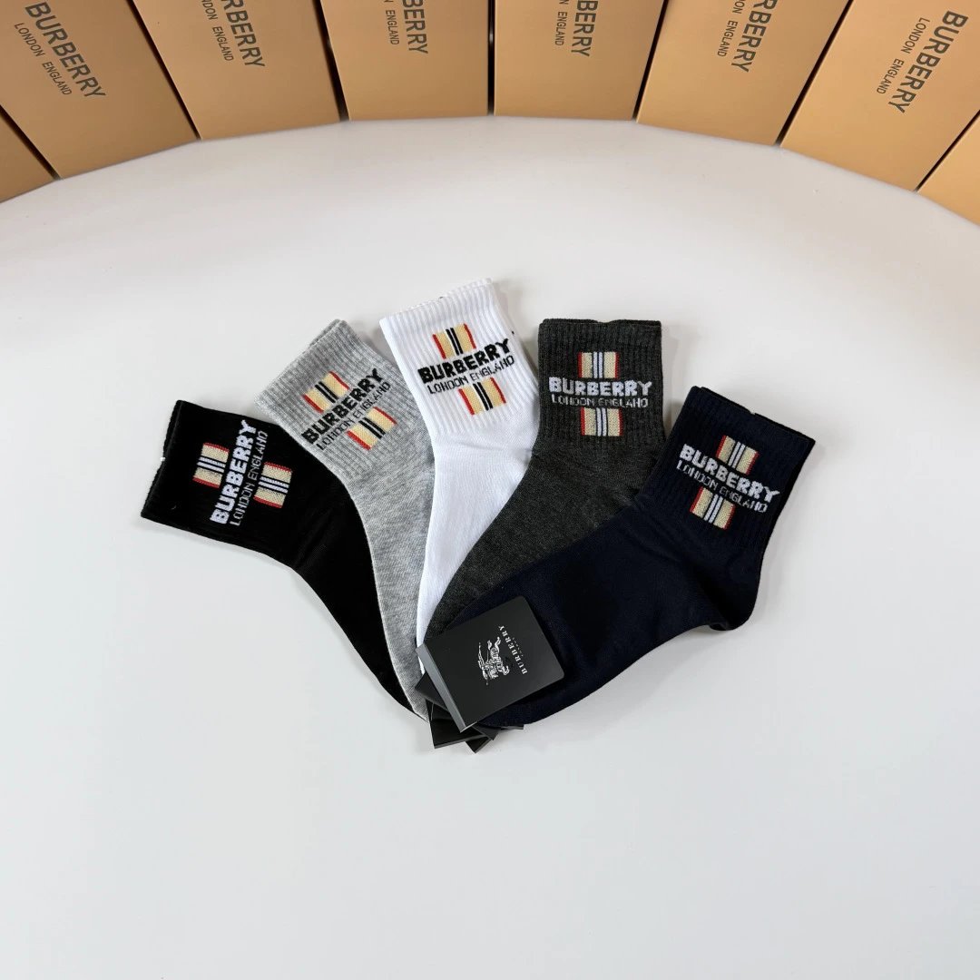 Burberry Classic Crew Socks 5-Pair Box — QC