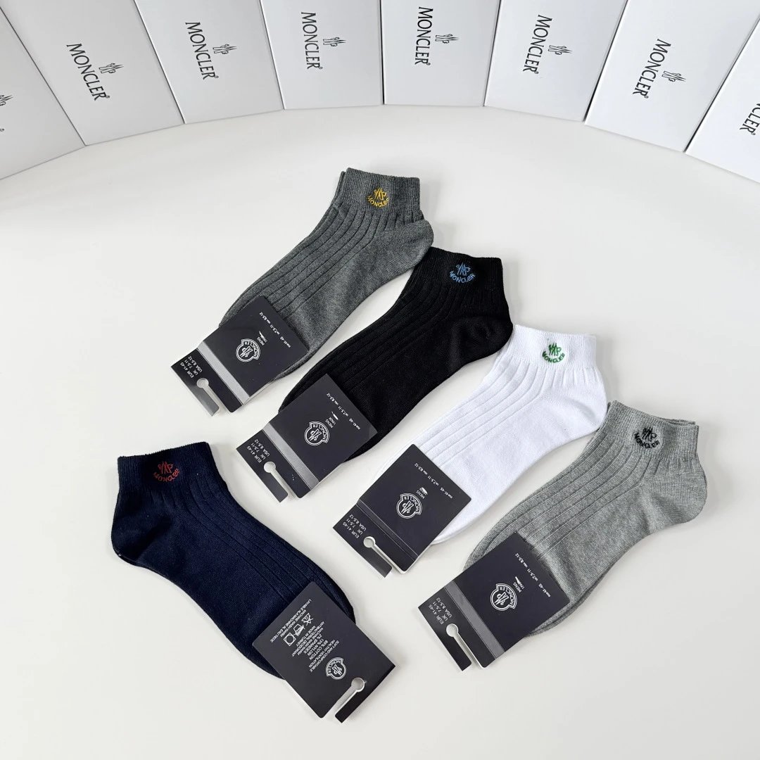 Moncler Embroidered Quarter Socks 5-Pair Box Ver.D — photo 5