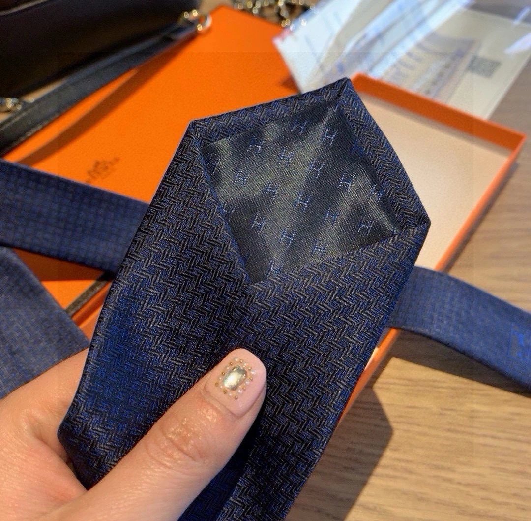Burberry Silk Tie Ver.L — Photo 6