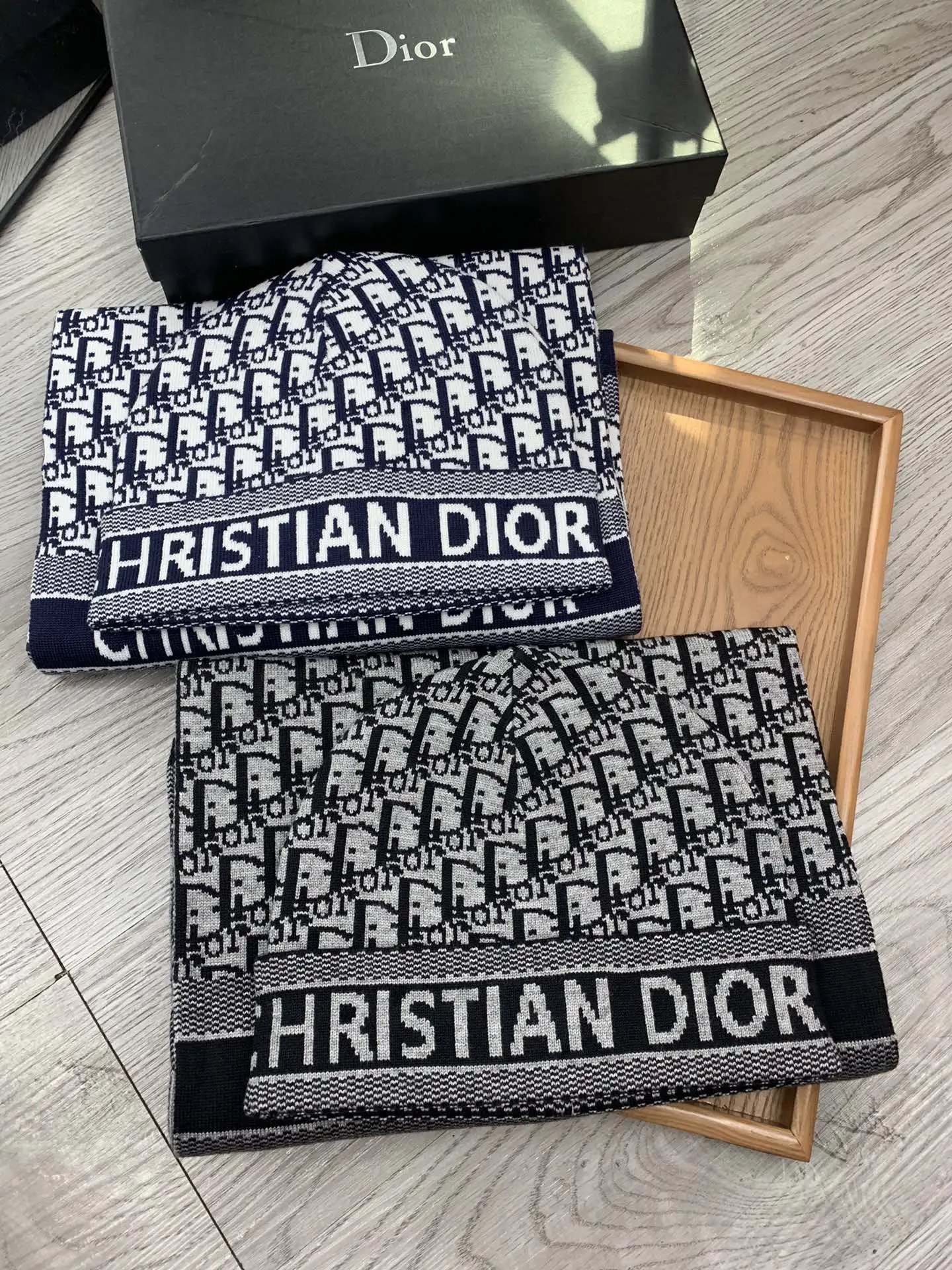 Dior Wool Rabbit Fur Scarf & Hat Set Ver.A — Photo 9