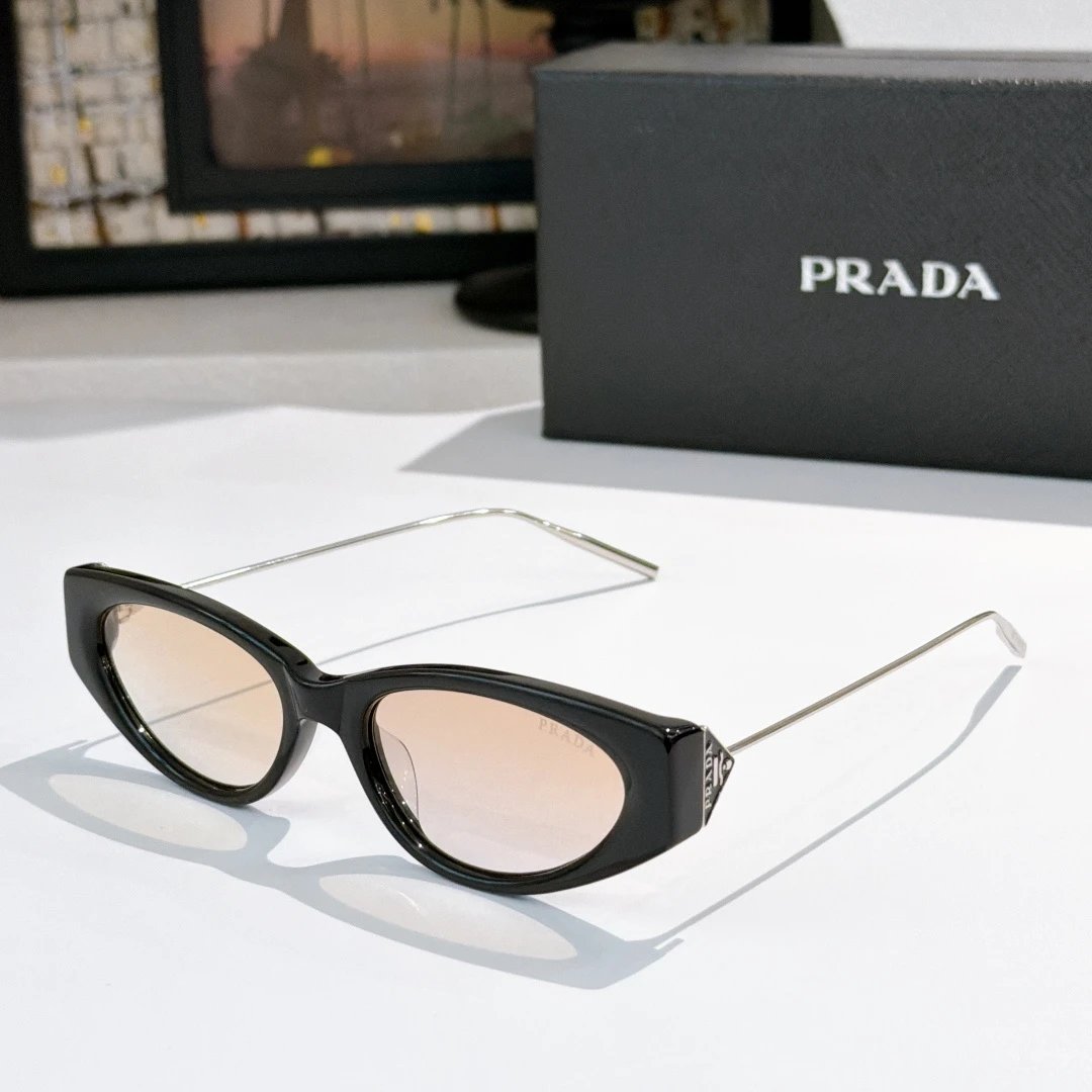 Gentle Monster Sunglasses Ver.A — photo 3