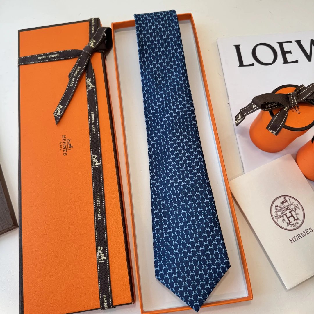 Hermes Silk Tie Ver.N — Photo 3
