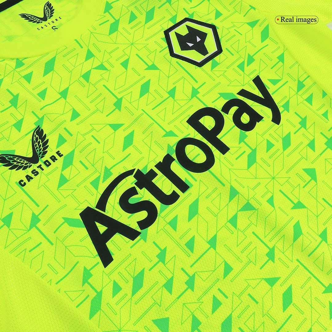 Wolverhampton Wanderers 23/24 Goalkeeper Jersey — photo 8