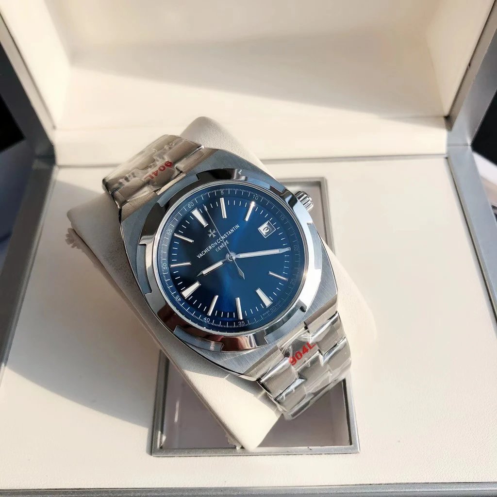 Vacheron Constantin Overseas Automatic Watch 41mm Ver.B — photo 4