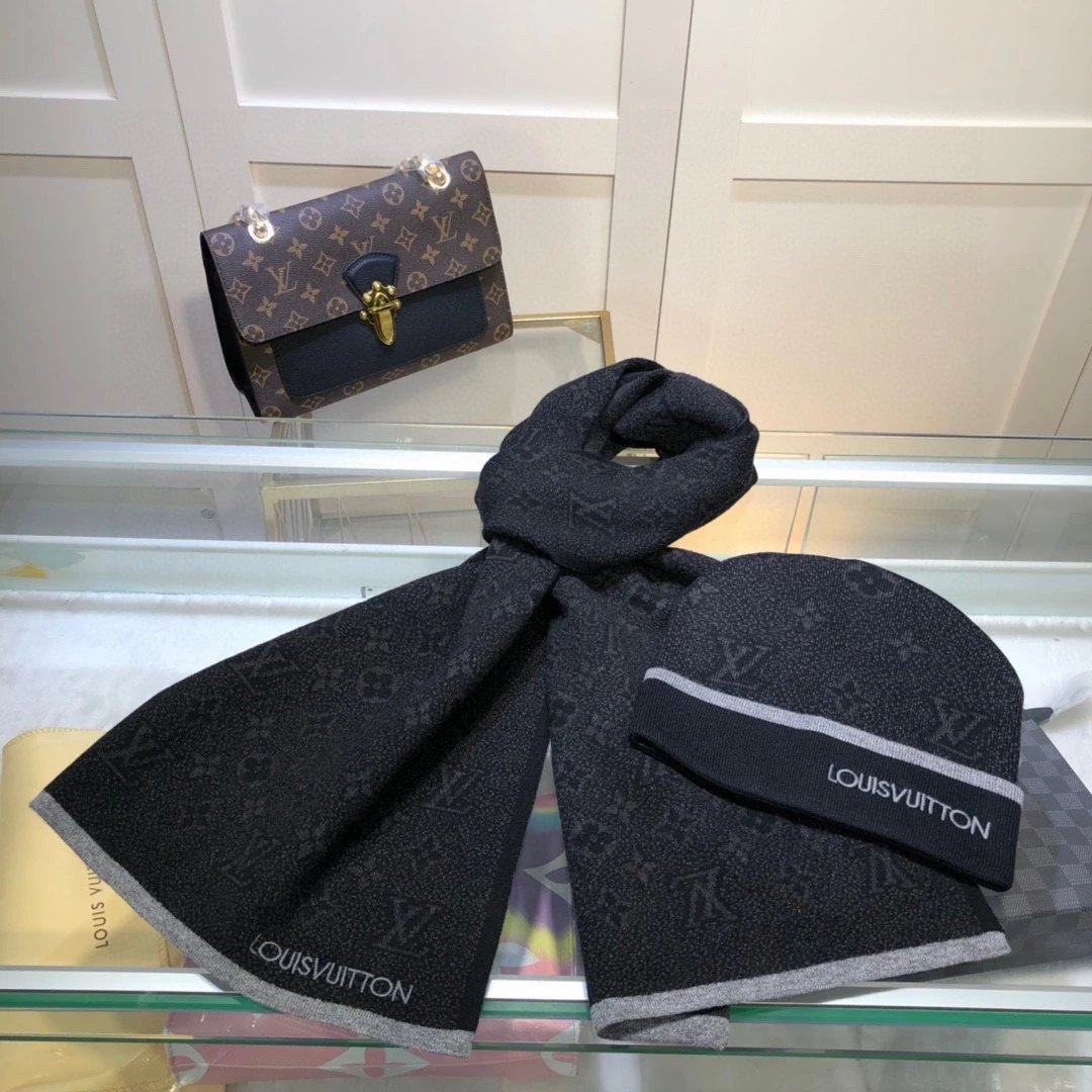 Louis Vuitton Wool Cashmere Scarf & Hat Set Ver.B — Photo 6