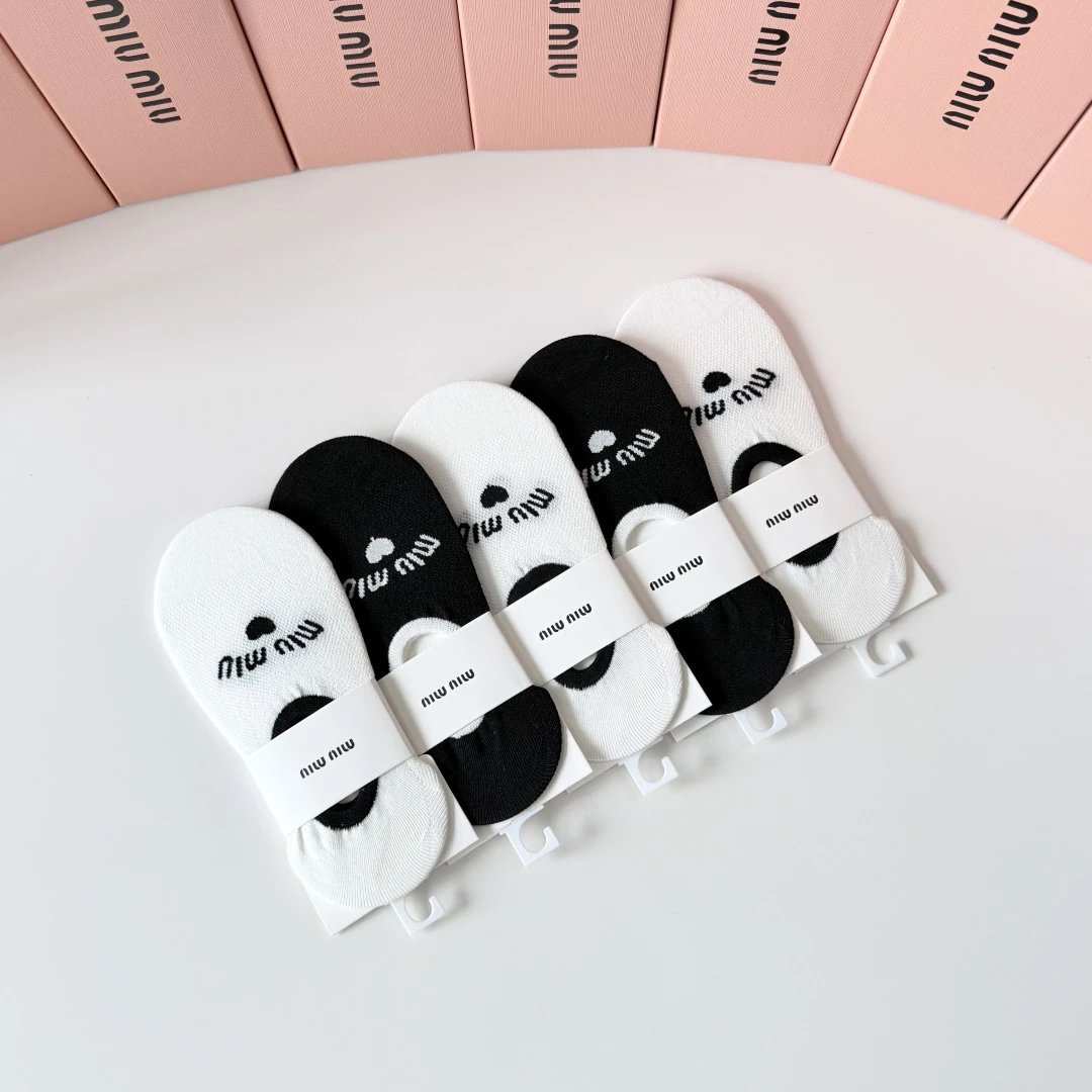 Miu Miu Classic No-Show Socks 5-Pair Box Ver.B — photo 8