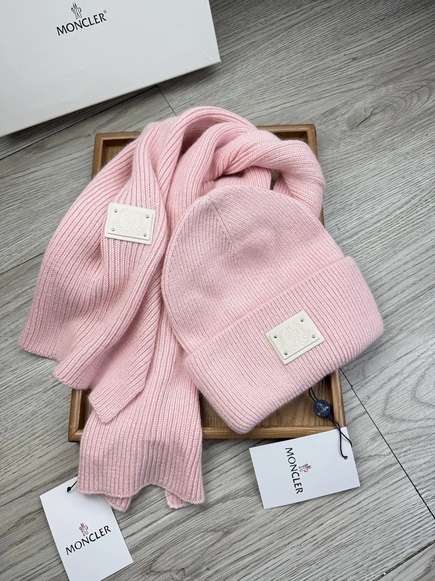 Moncler Wool Rabbit Fur Scarf & Hat Set Ver.D — Photo 9
