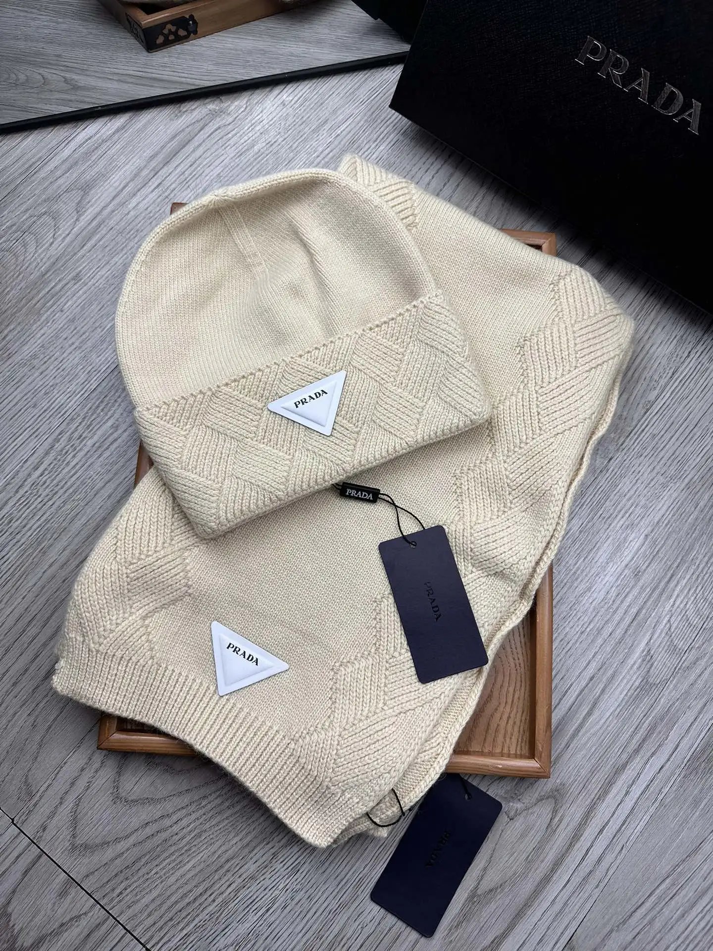 Prada Wool Rabbit Fur Scarf & Hat Set Ver.F — Photo 2