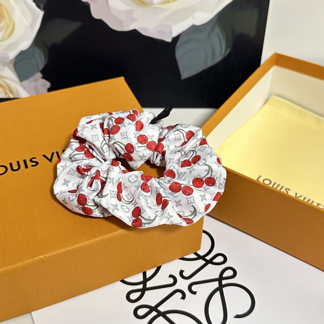Louis Vuitton Headband Ver.H — QC