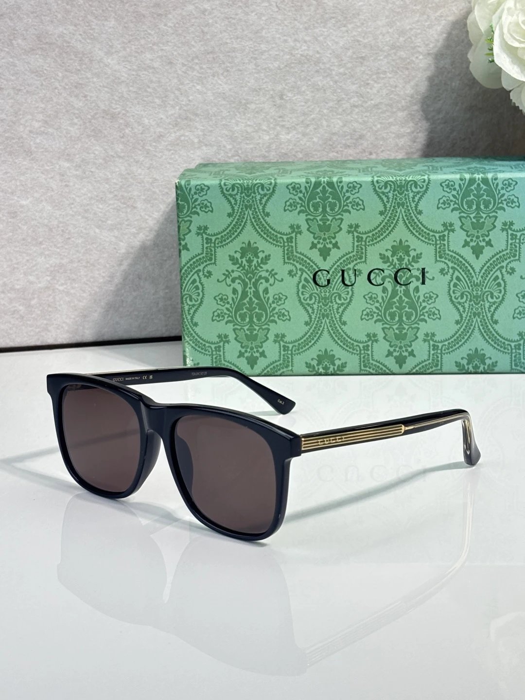 Gucci GG0381SN Sunglasses 55-19-145 — Zdjęcie 2
