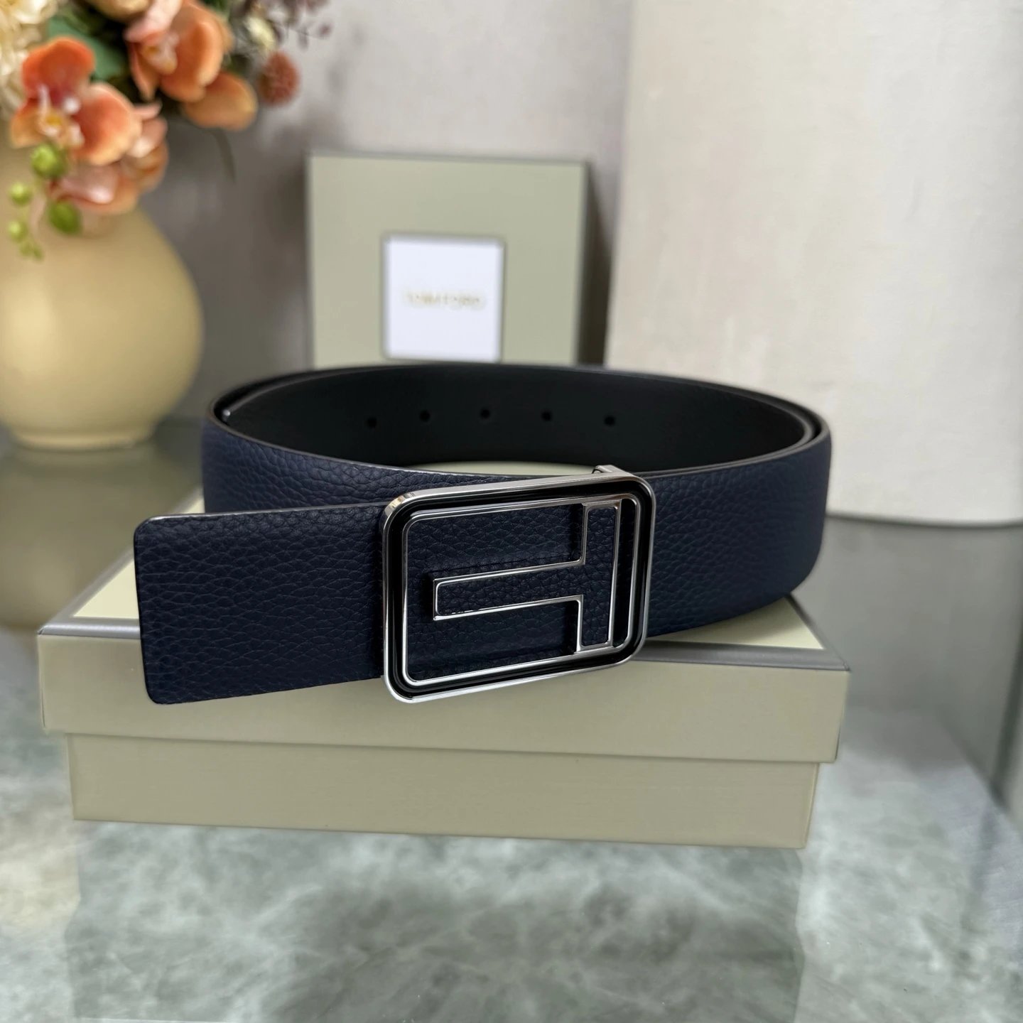 Tom Ford Leather Reversible Belt Ver.A — Zdjęcie 2