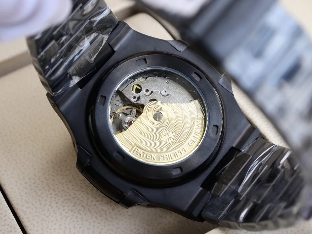 Patek Philippe Nautilus Automatic Watch Ver.A — QC
