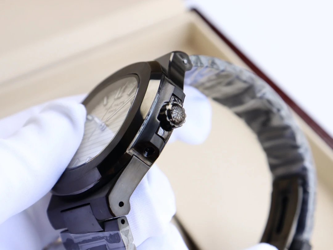 Patek Philippe Nautilus Automatic Watch Ver.A — QC