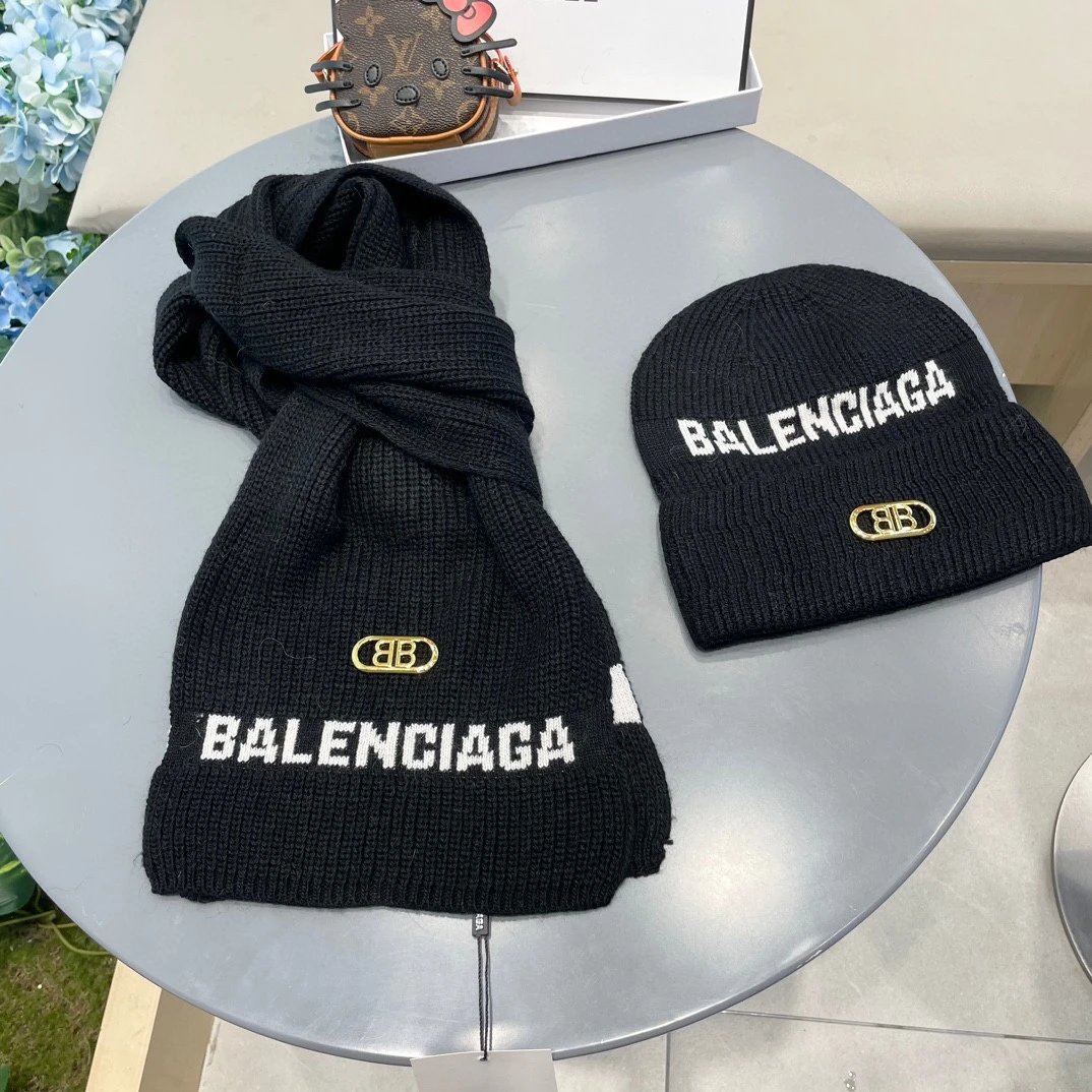 Balenciaga Wool Rabbit Fur Scarf & Hat Set Ver.B — QC