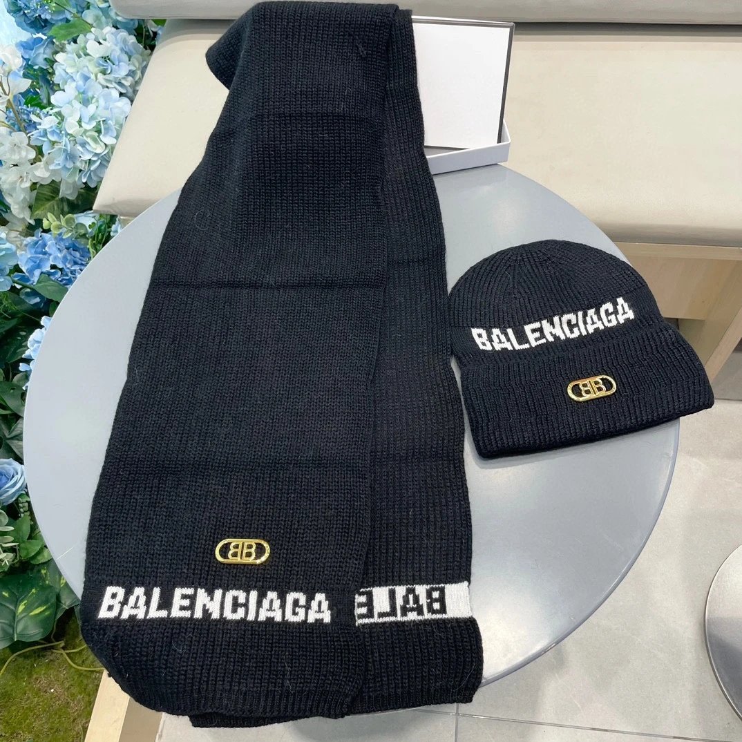 Balenciaga Wool Rabbit Fur Scarf & Hat Set Ver.B — QC