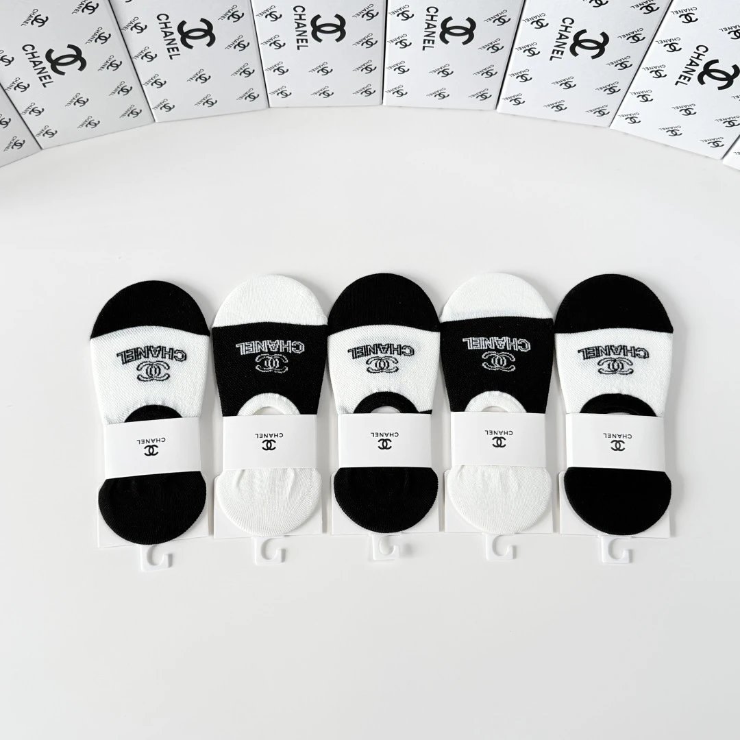 Chanel Classic No-Show Socks 5-Pair Box — photo 9