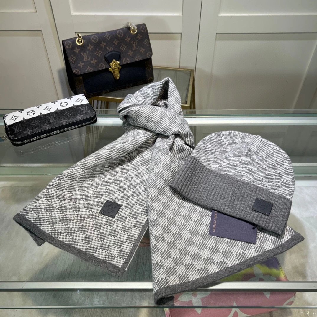 Louis Vuitton Wool Scarf & Hat Set Ver.B — QC