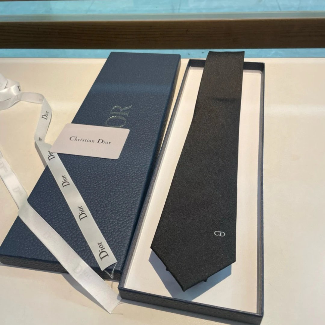 Dior Tie Ver.I — QC