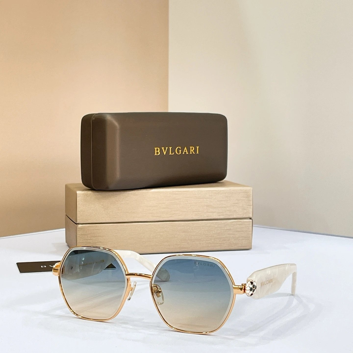 Bvlgari BV 9029B Sunglasses 58-17-143 — photo 2