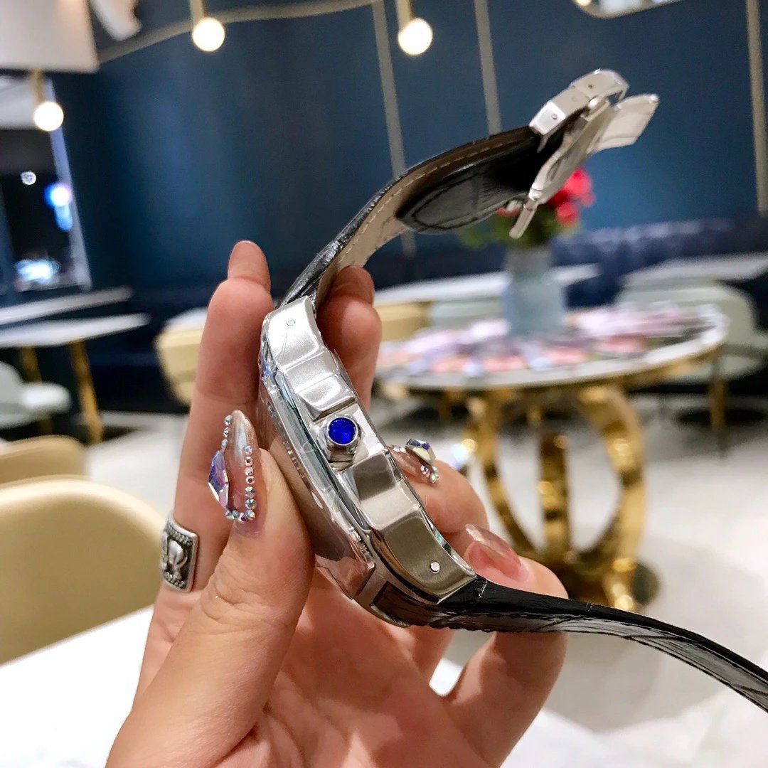 Cartier Santos Quartz Couple Watch 39mm Ver.C — QC