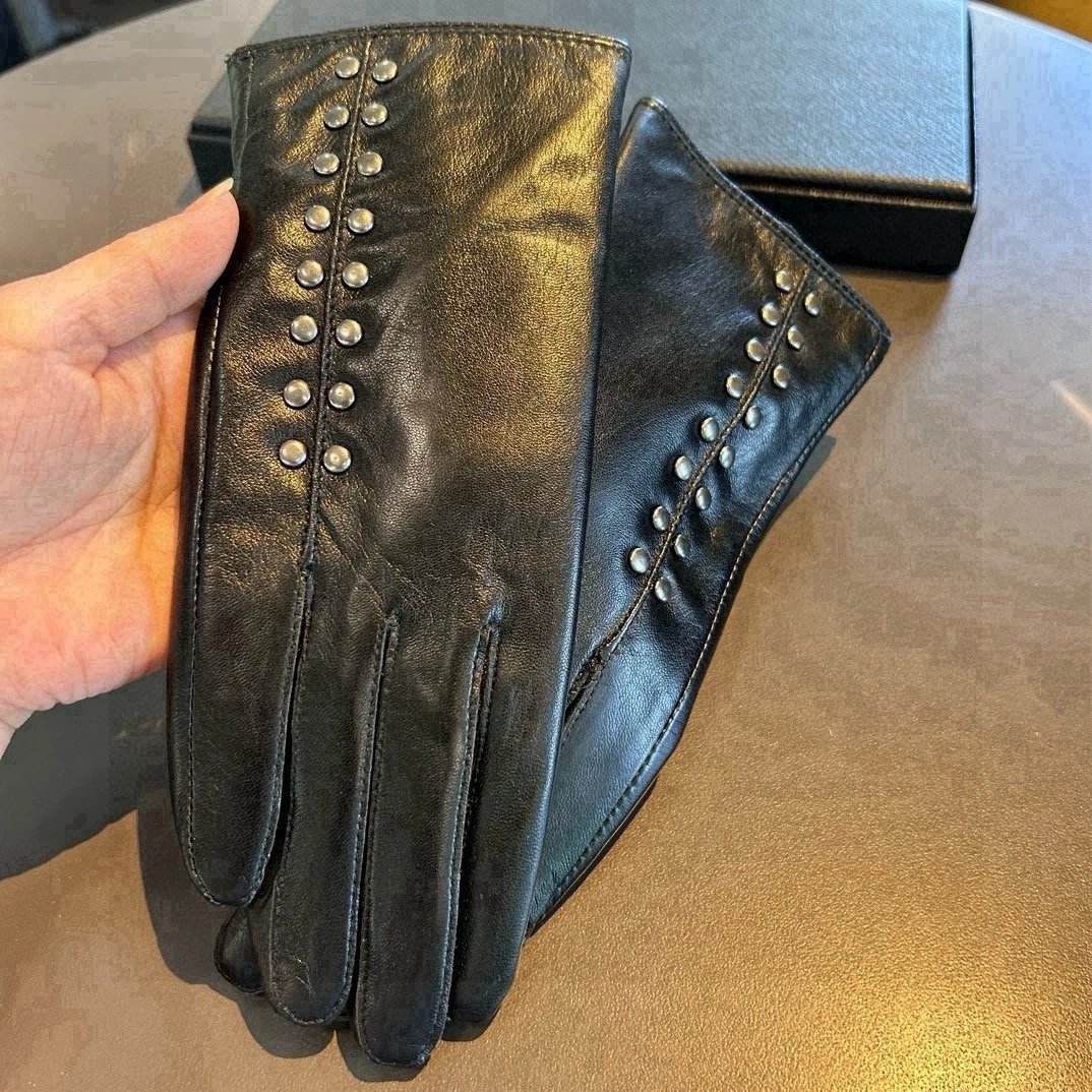 Chrome Hearts Lambskin Cashmere Gloves Ver.D — Photo 4