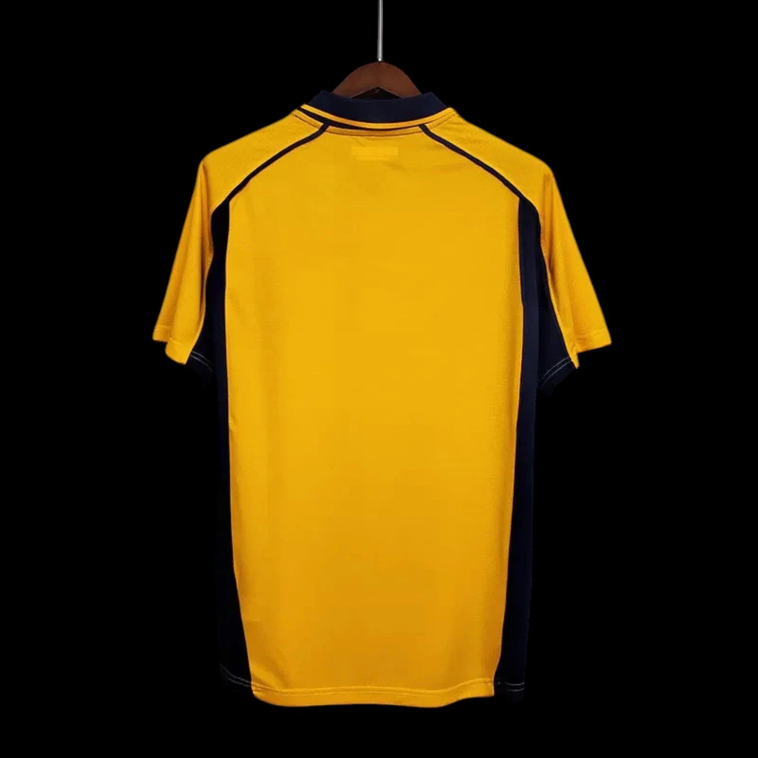 Liverpool 00/01 Retro Jersey — Photo 2