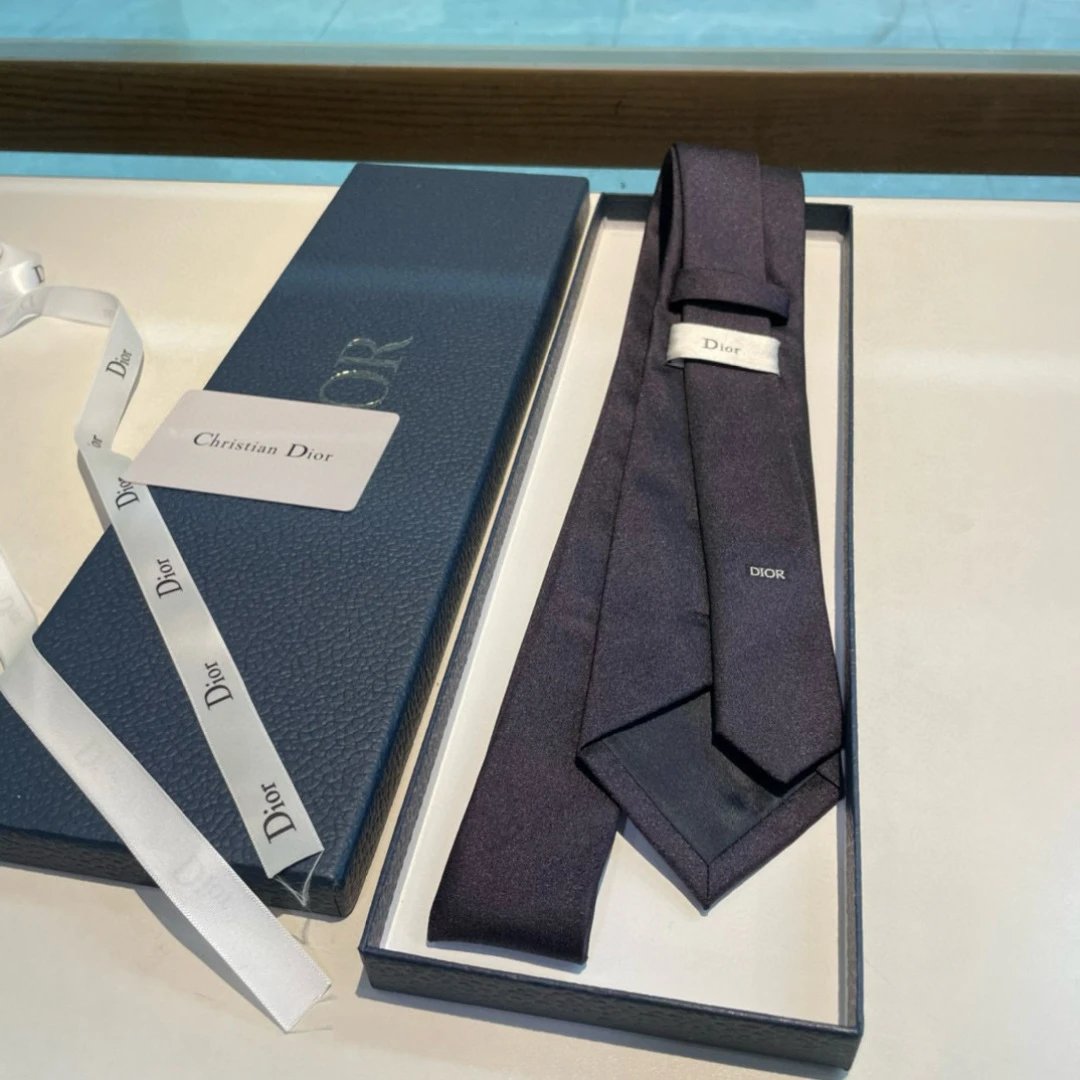 Dior Tie Ver.J — QC