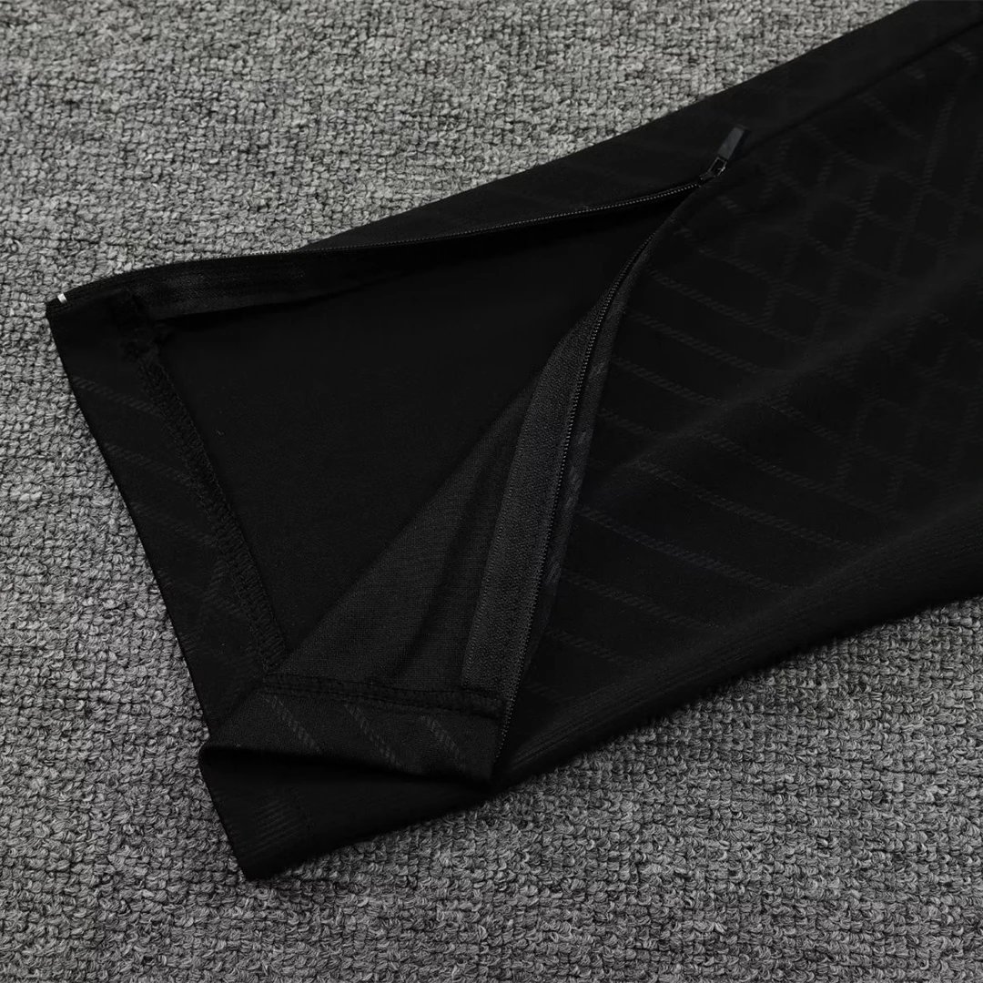 Inter Milan 2022 1 4 Zip Tracksuit 23 Black — Photo 14