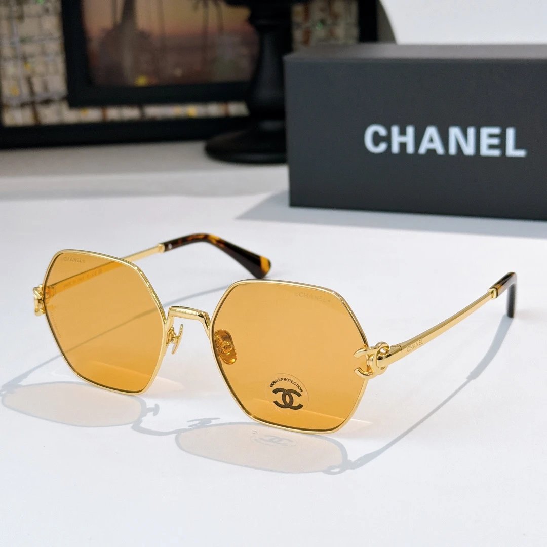 Chanel CH2231 Sunglasses 54-17-140 — photo 3
