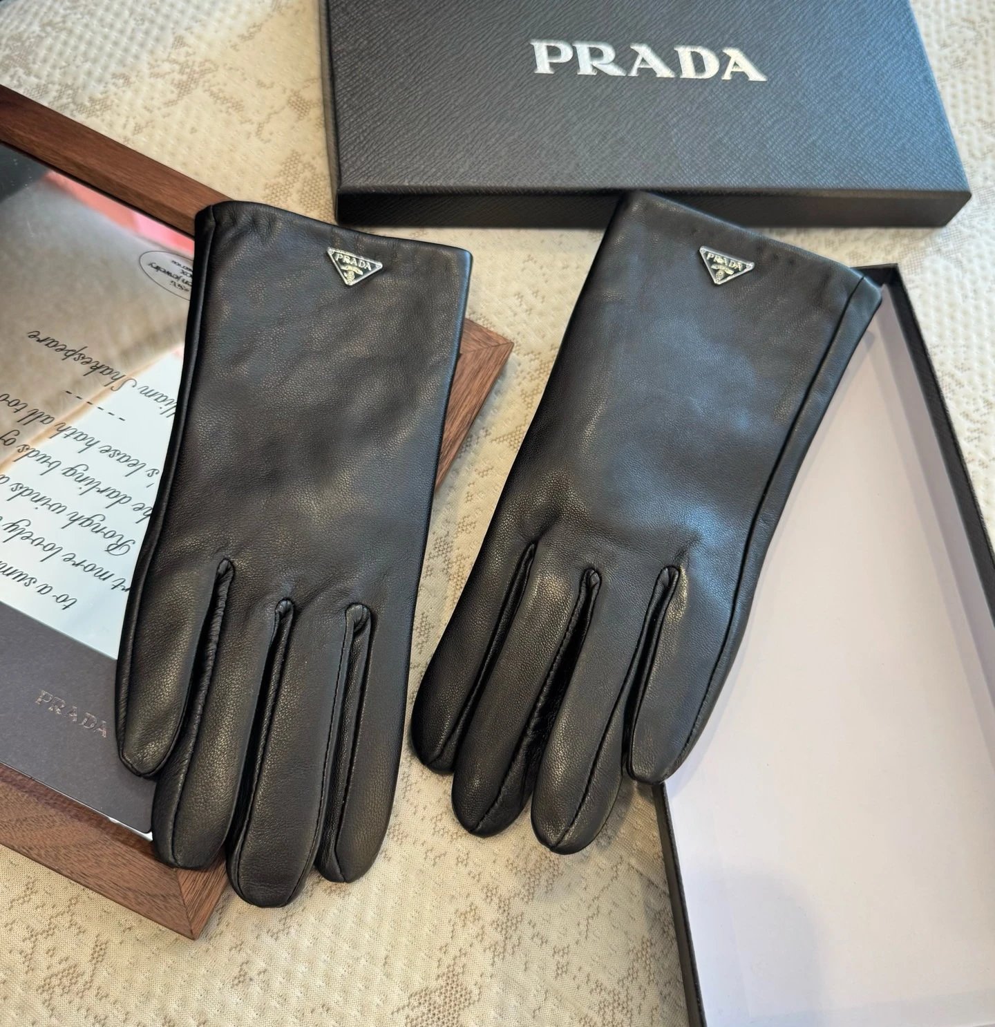 Prada Lambskin Cashmere Gloves Ver.A — Photo 9