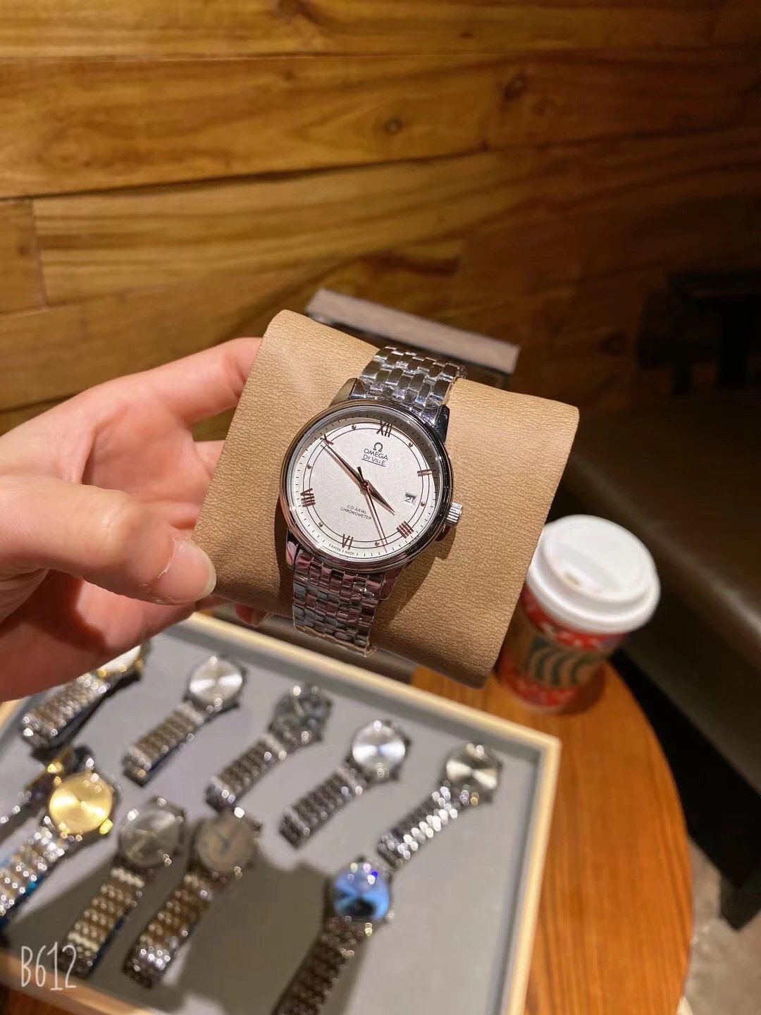 Omega De Ville Co-Axial Chronometer horloge met zilverkleurige schakelband