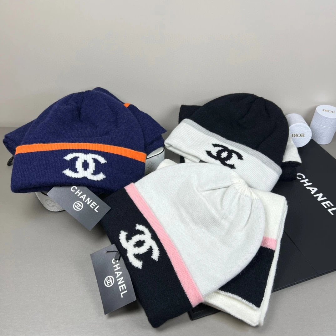 Chanel Scarf & Hat Set Ver.E — Photo 8