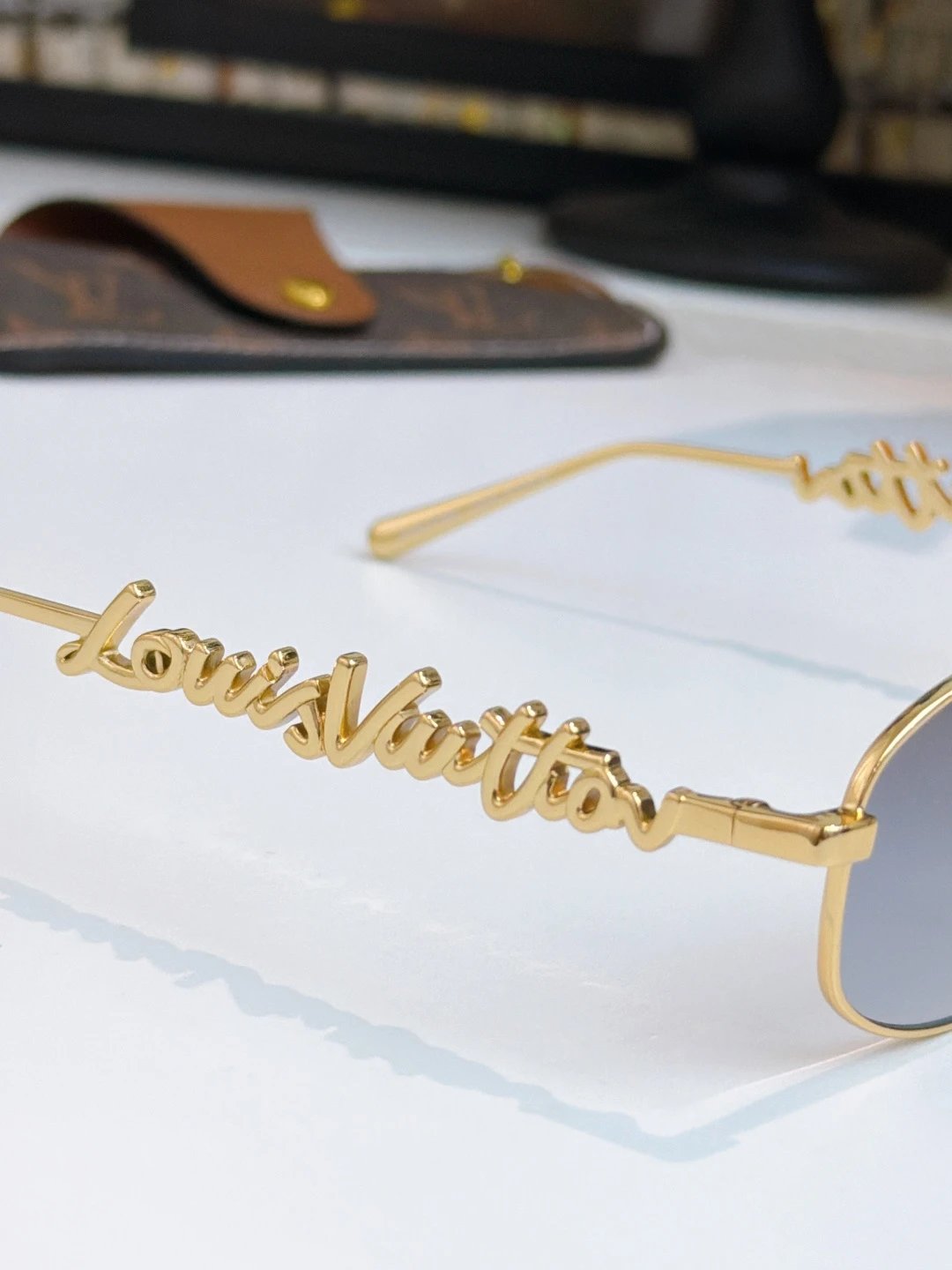 Louis Vuitton Z3171U Z3193U Sunglasses 56-19-140 — photo 5