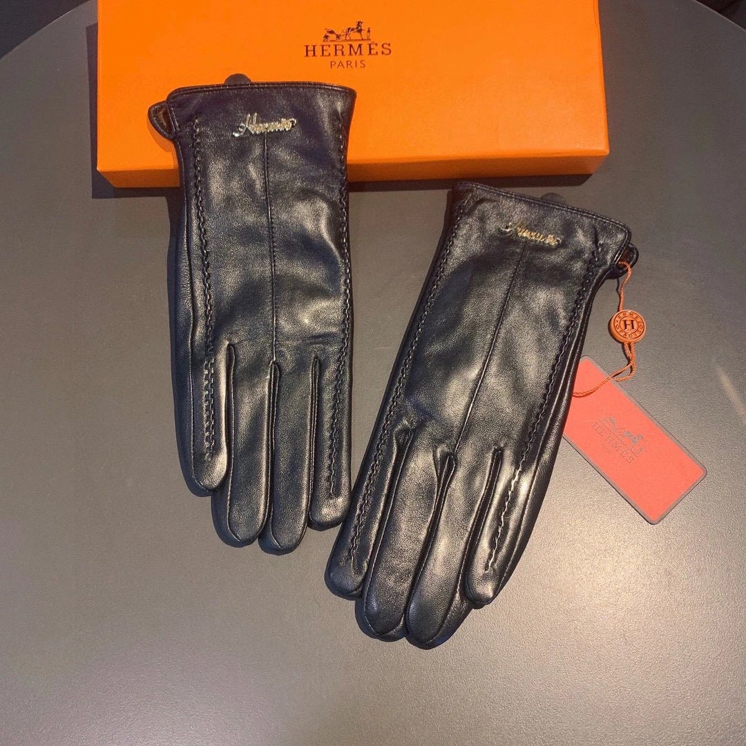 Hermes Lambskin Cashmere Gloves Ver.C — QC