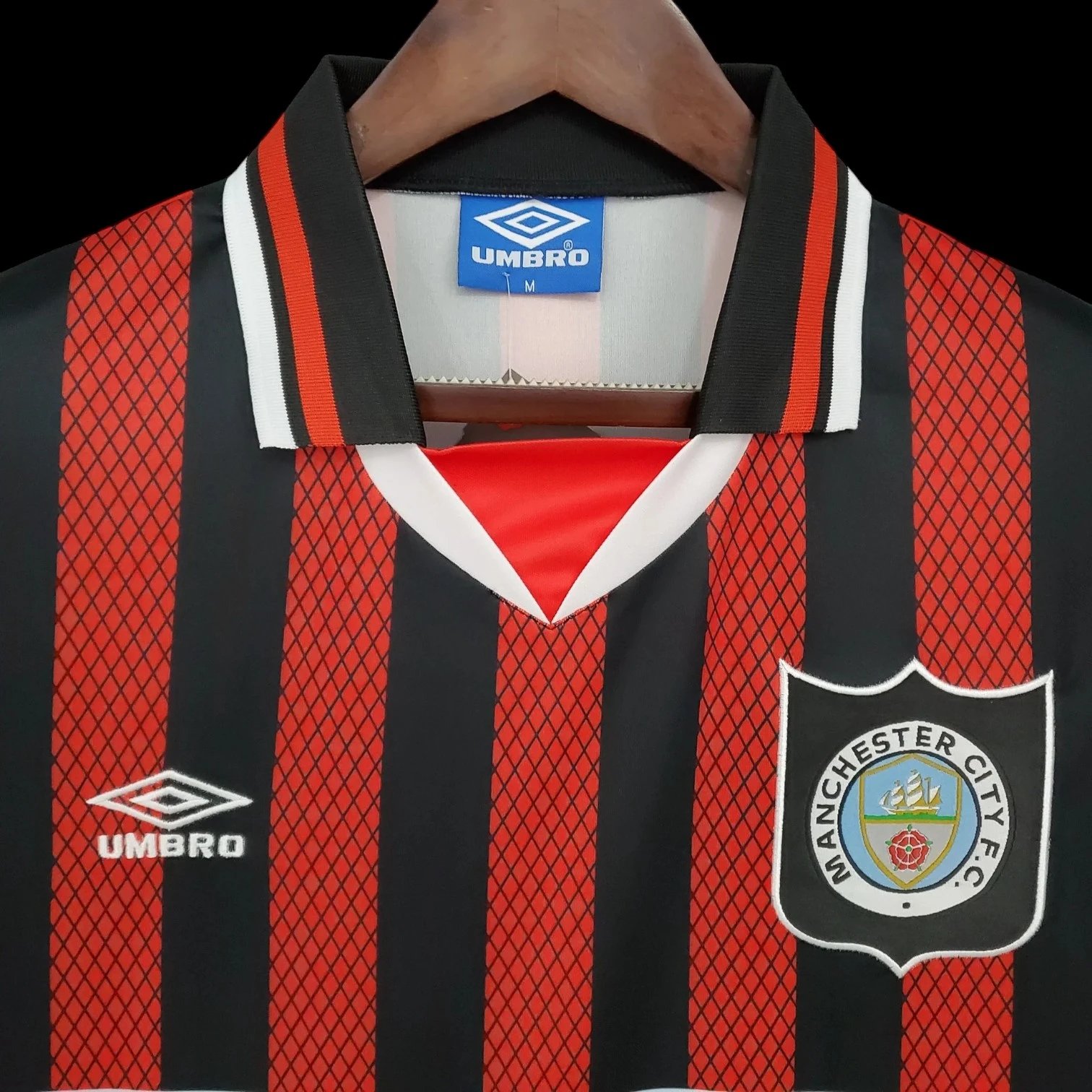 Manchester City 94/96 Retro Jersey — photo 3