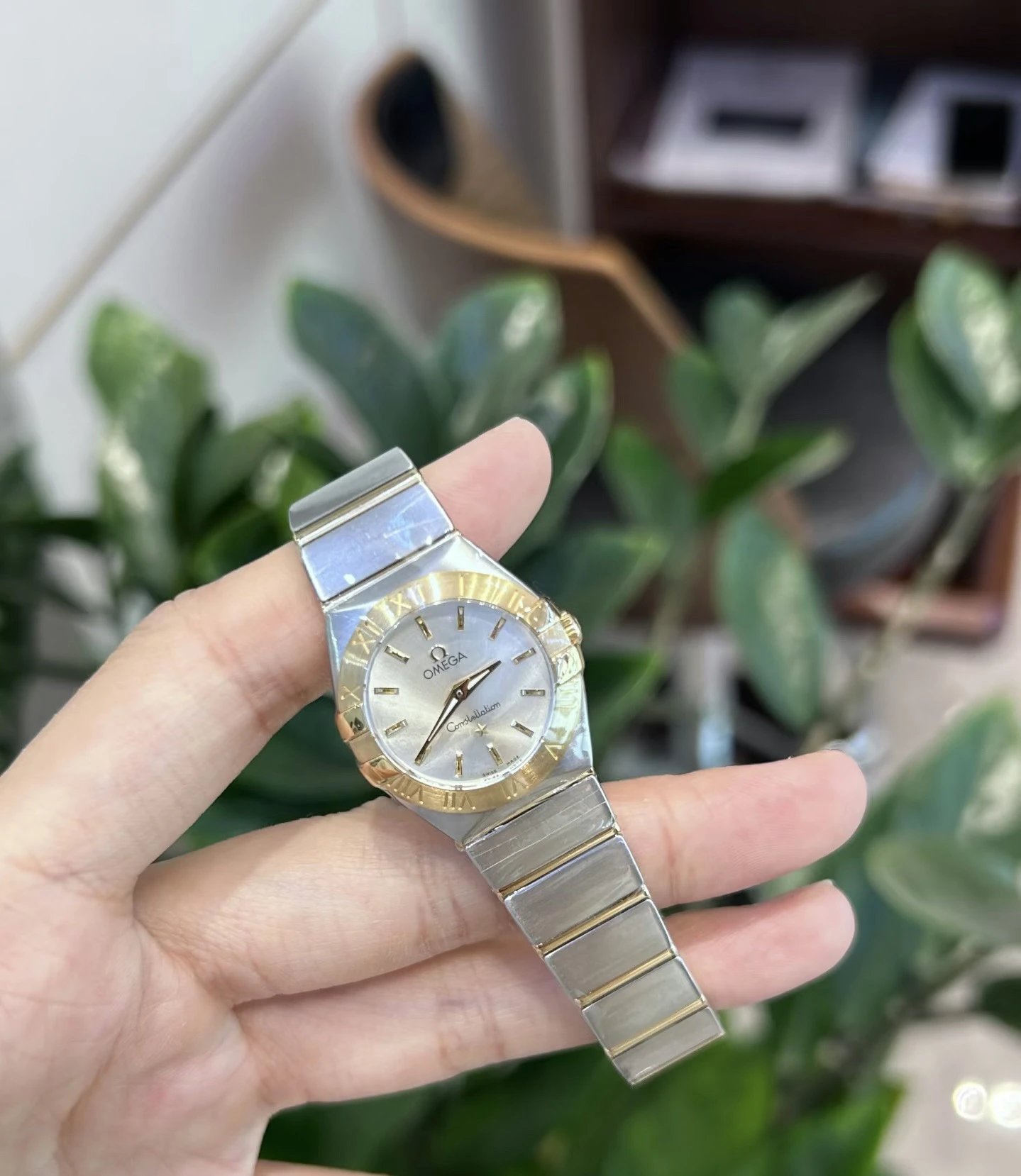 Omega Constellation Automatic Ladies Watch 24mm Ver.A — Photo 3