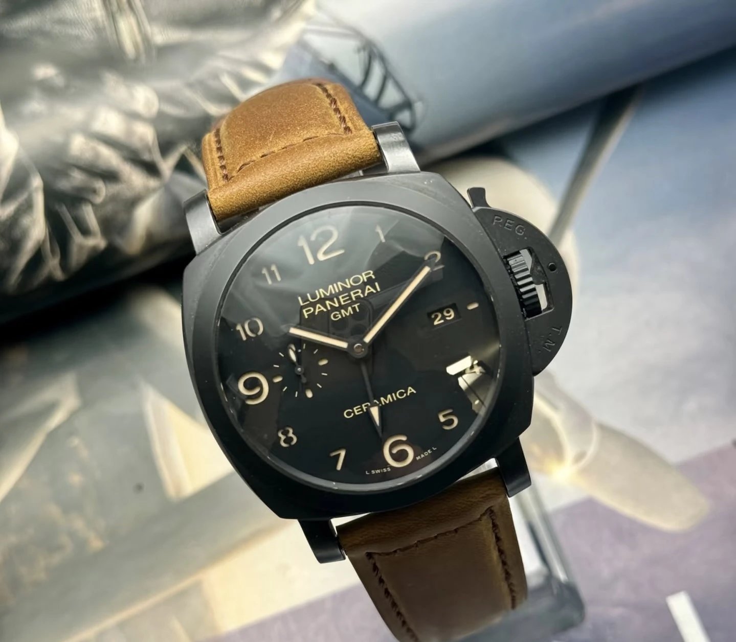 Panerai Luminor PAM00441 Automatic Watch 44mm — Photo 3