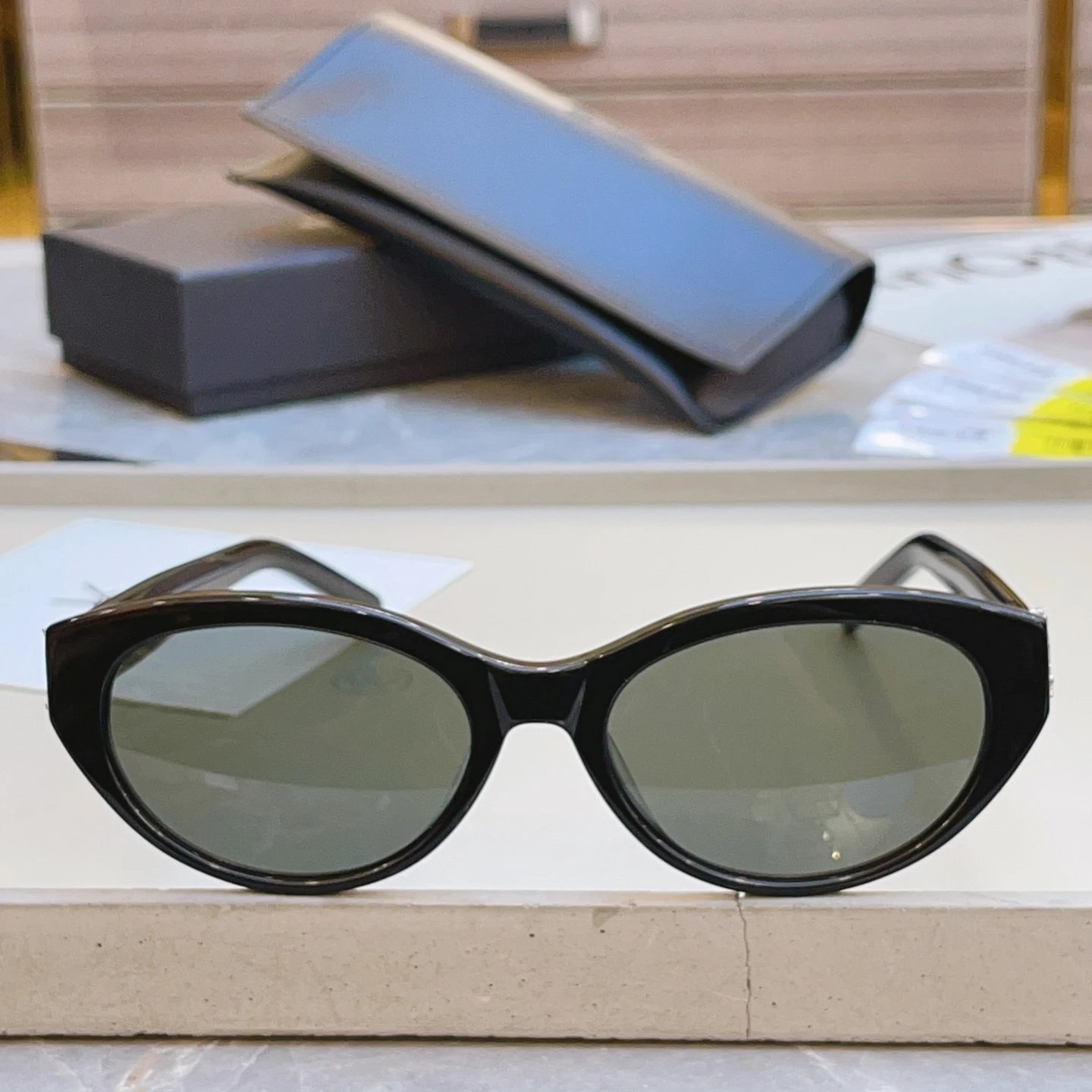 Saint Laurent Sunglasses Ver.C — photo 9