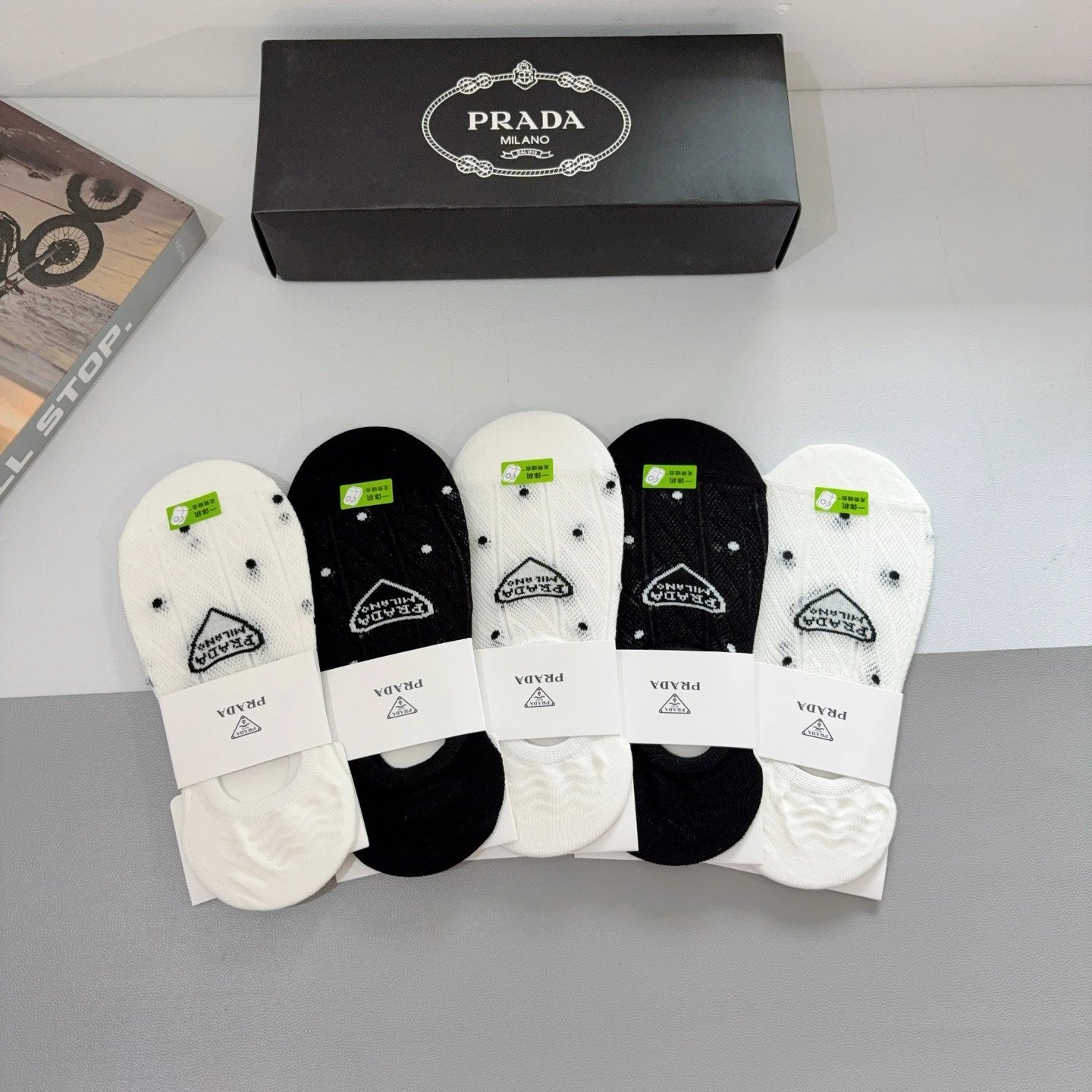 Prada No-Show Socks — Zdjęcie 4