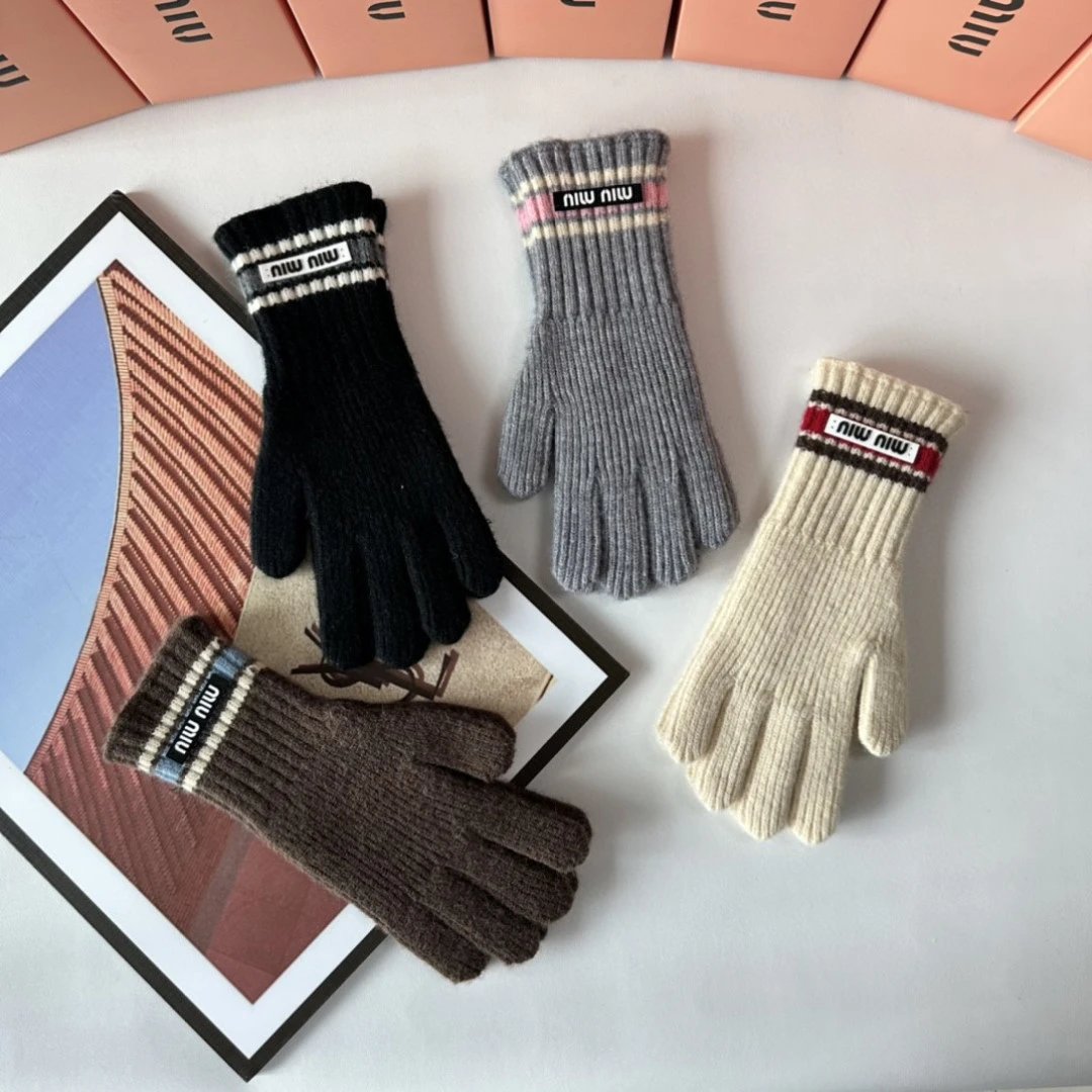 Miu Miu Gloves Ver.D — Photo 7