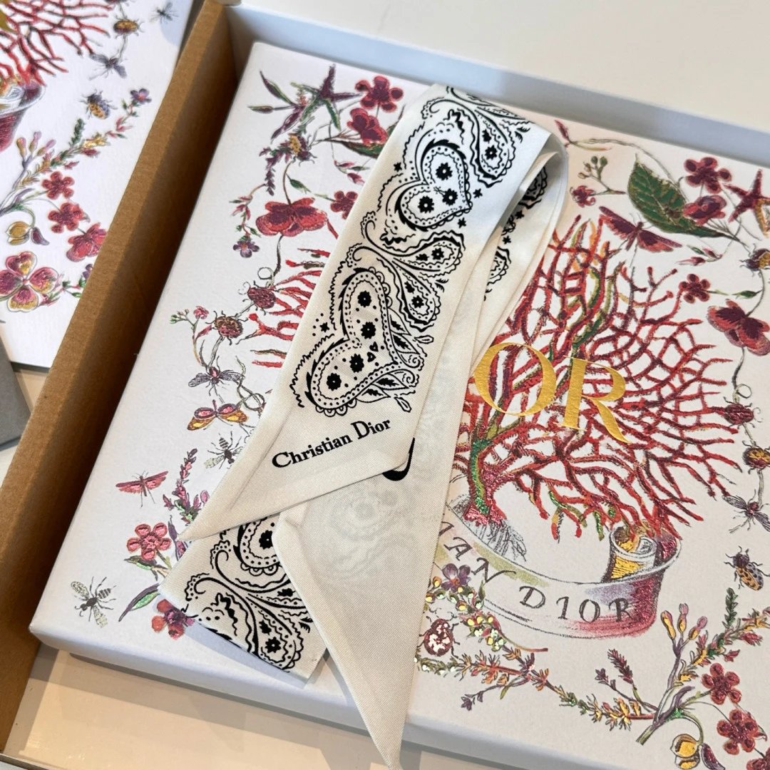 Dior Silk Ribbon Ver.A — Zdjęcie 3