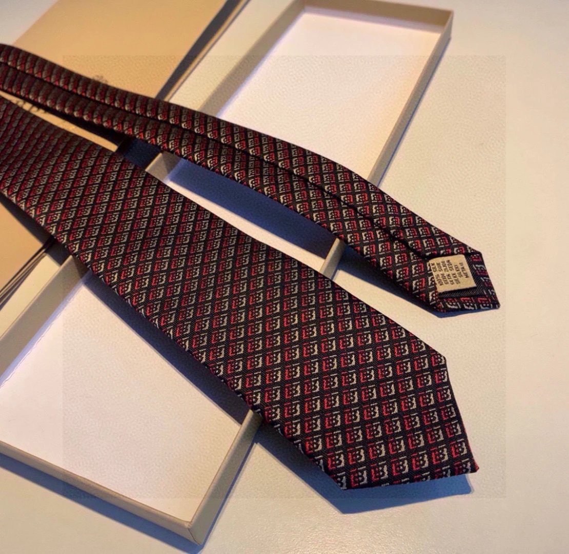 Burberry Silk Tie Ver.B — Photo 5