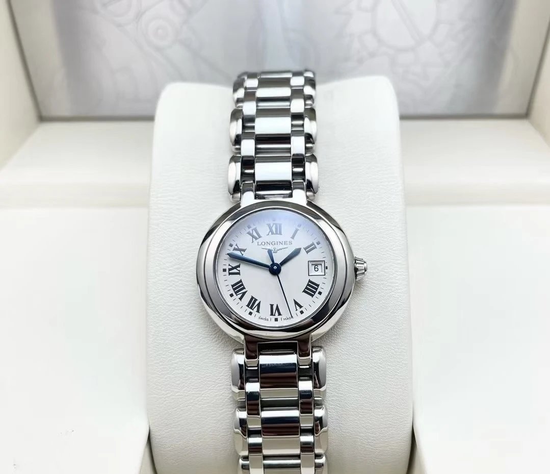 Longines Analog Watch with White Dial and Stainless Steel Link Bracelet