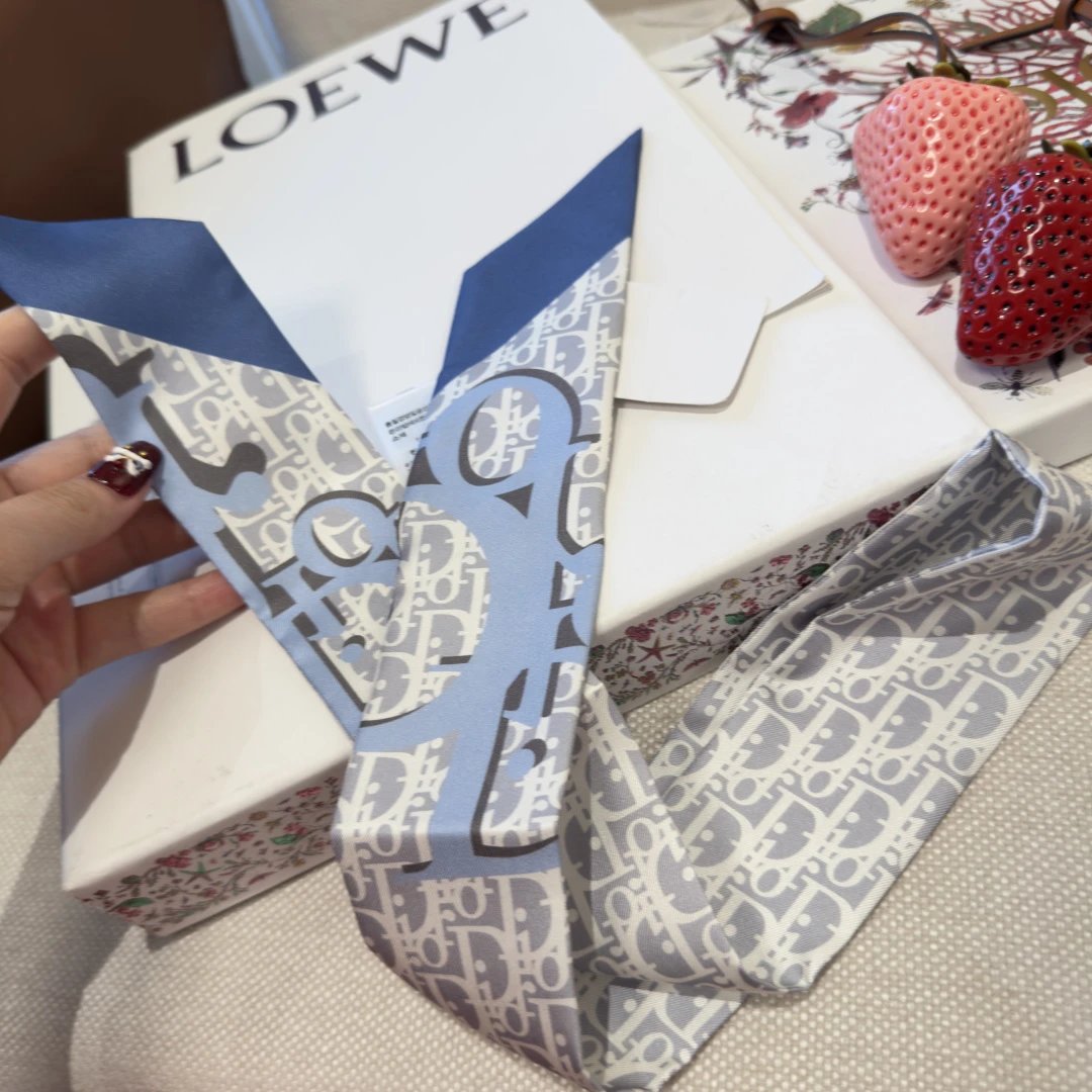 Dior Silk Hair Ribbon Ver.C — Zdjęcie 9